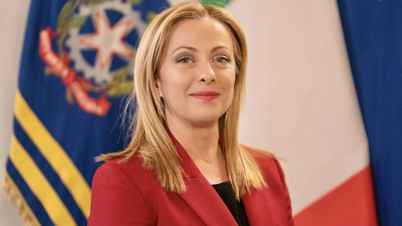 Meloni'nin iç çamaşırlı sahte fotoğrafı dolaşıma sokuldu