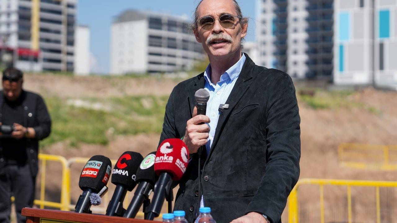 Erdal Beşikcioğlu sözünü tuttu: Alzheimer Merkezi 21 Eylül’de kapılarını açacak