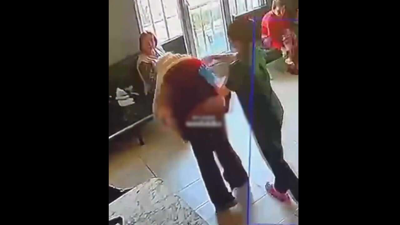 Özel bir bakımevinde engelli bireye saldıran personele soruşturma