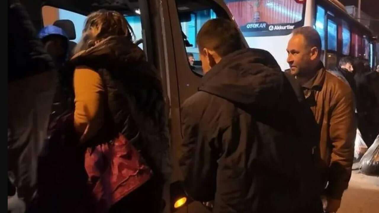İzmir’deki göçmen botundan 9 yaşındaki çocuğun cansız bedeni çıktı!