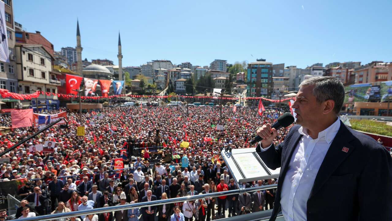 Özel'den Rize'de ciddi iddia: Akın Gürlek, Erdoğan'ın ses kayıtlarını Ankara'da bir bankada saklıyor