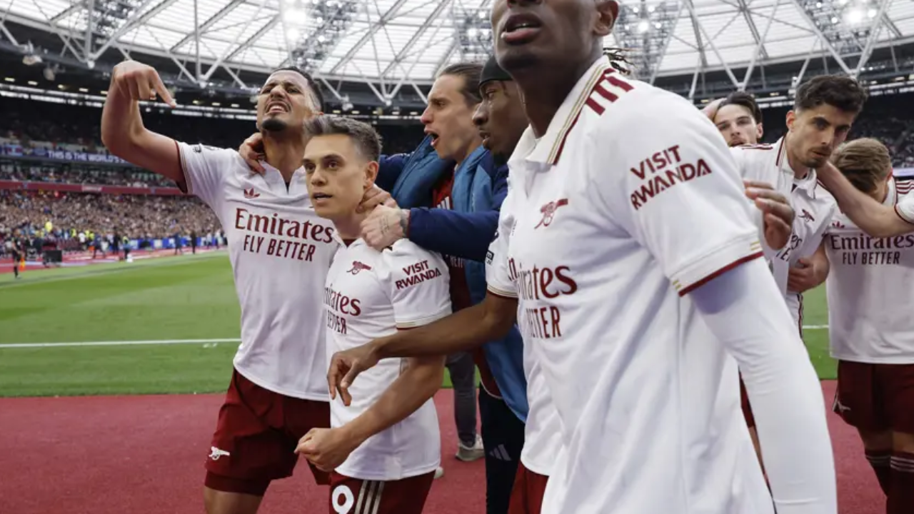 Arsenal şampiyonluk ateşini Londra’da yaktı