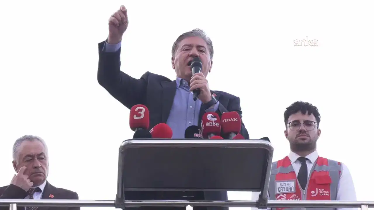 Afyonkarahisar Belediyesi önünde protesto