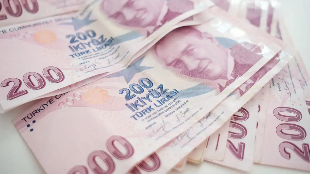İşte zam hesabı: Emekli ve memur iki ay sonra ne kadar zam alacak?