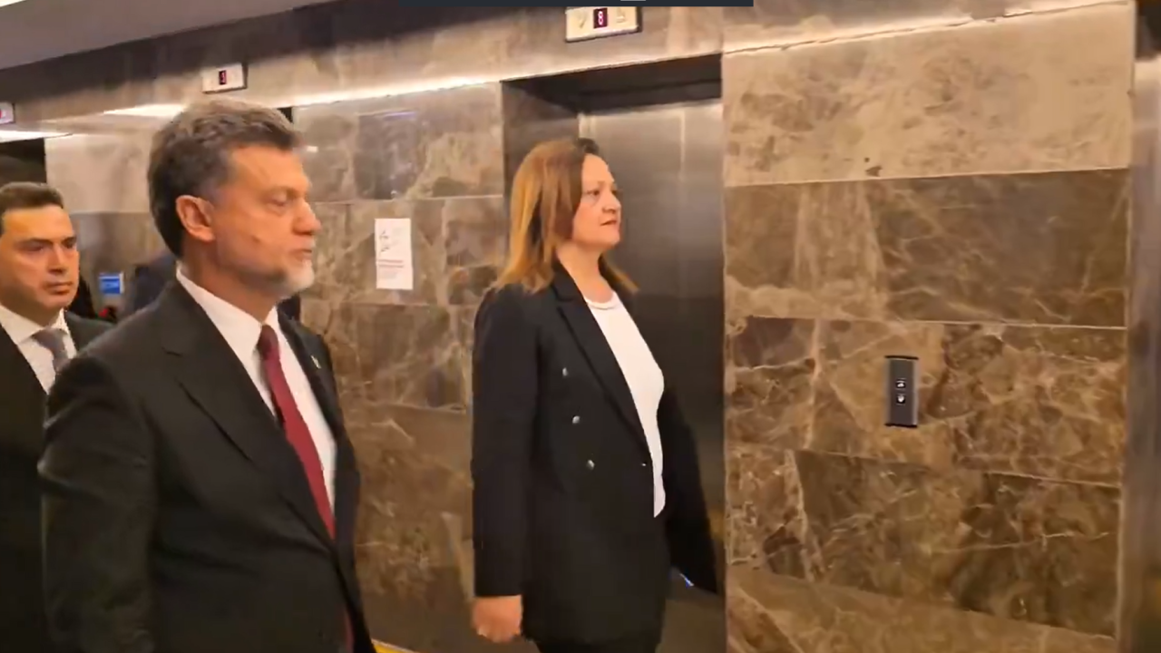 CHP'den seçildi, istifa etti: Burcu Köksal, AK Parti Genel Merkezi'nde