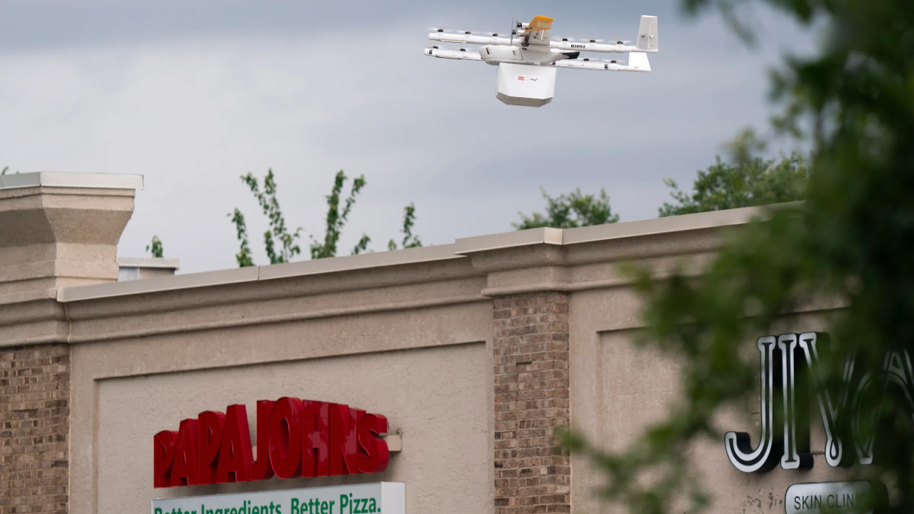 Ünlü restoran zinciri, dron ile sandviç teslimatına başladı