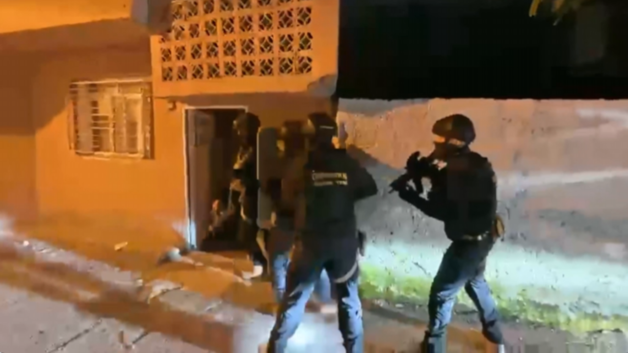 47 kentte IŞİD operasyonu: 324 kişi gözaltına alındı