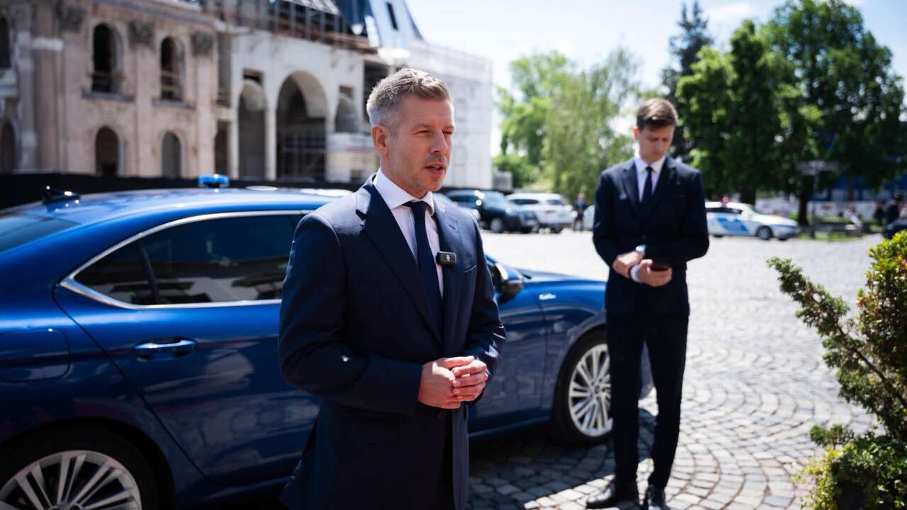 Peter Magyar: Saraya taşınmayacağım, Skoda aracımı kullanmaya devam edeceğim