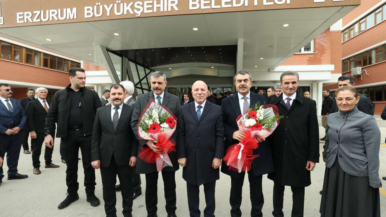 Kamunun parası deniz: AK Partili belediye bilim şenliği adı altında milyonlar harcayacak!