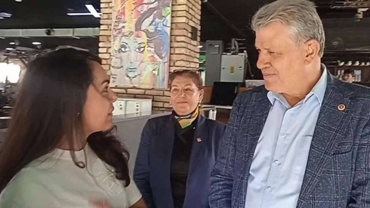 CHP’den Adana'da esnaf ziyareti: Millet yiyemiyor, bir an önce seçim olması gerekiyor