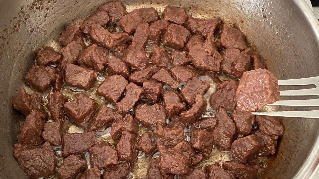 Kavurmayı lokuma çeviriyor! Sadece 1 kaşık eklemek bile yeterliymiş