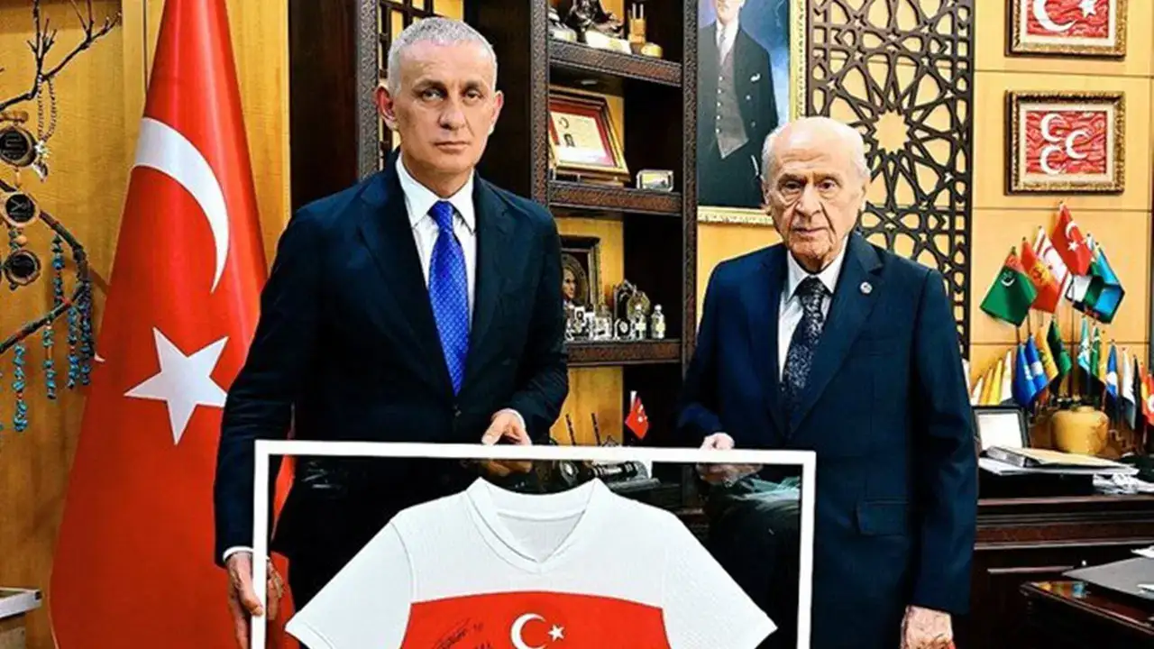 İktidara yakın gazeteci duyurdu: Bahçeli'den TFF Başkanı Hacıosmanoğlu'na kritik mesaj!