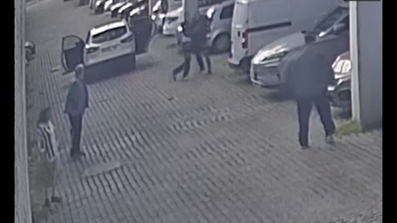 Eski belediye başkanına silahlı tehdit suçlaması: Kamera görüntüleri ortaya çıktı