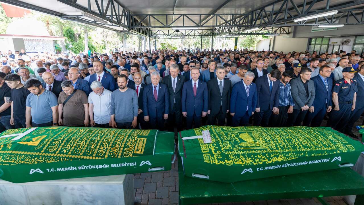 Tarsus'taki saldırıda öldürülen 6 kişiden 5'i son yolculuğuna uğurlandı