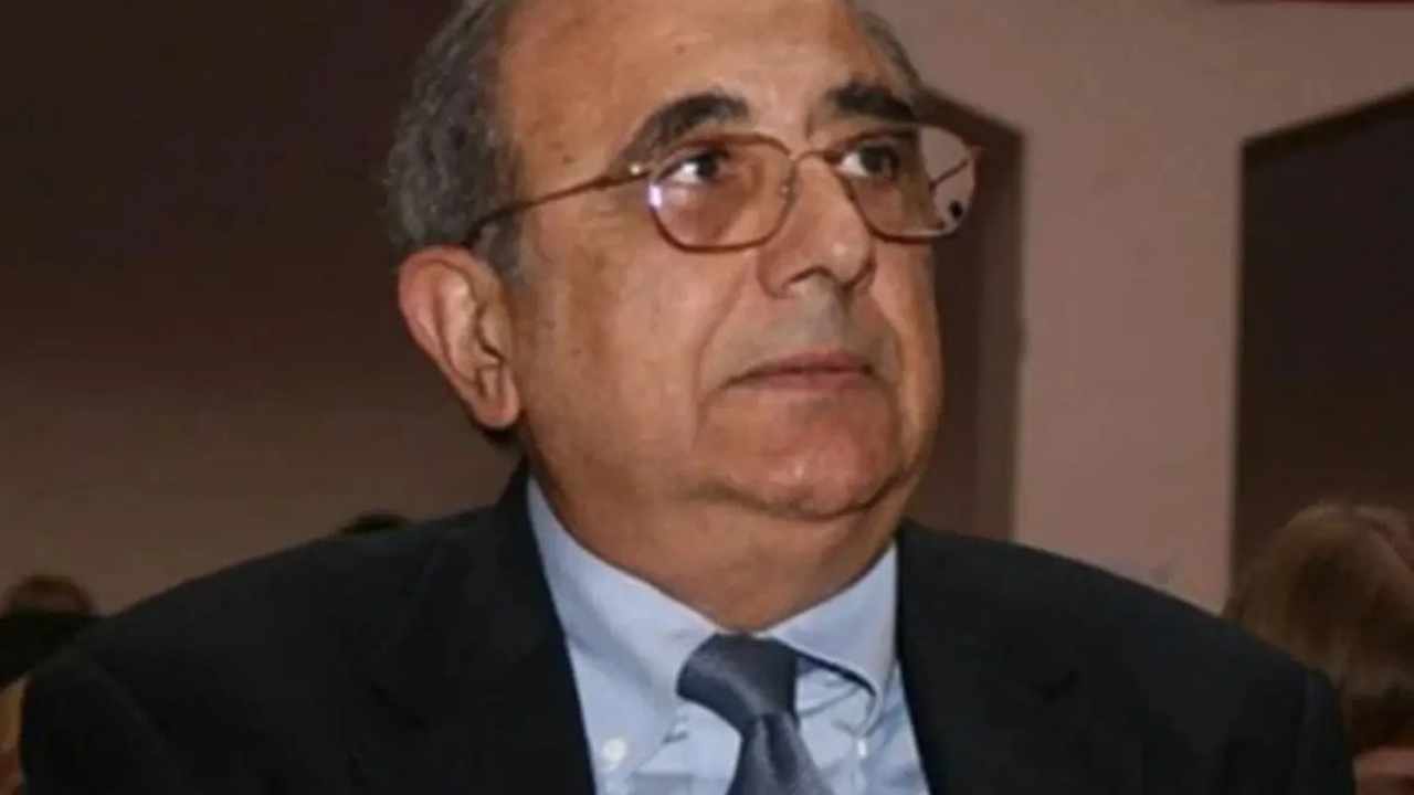 Eski Bakan Tuncer hayatını kaybetti!