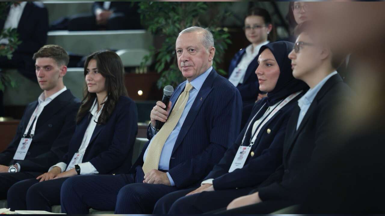 Cumhurbaşkanı Erdoğan'dan Osman Aşkın Bak'ın sözlerine 'düzeltme': Kazanacağız diyeceksin