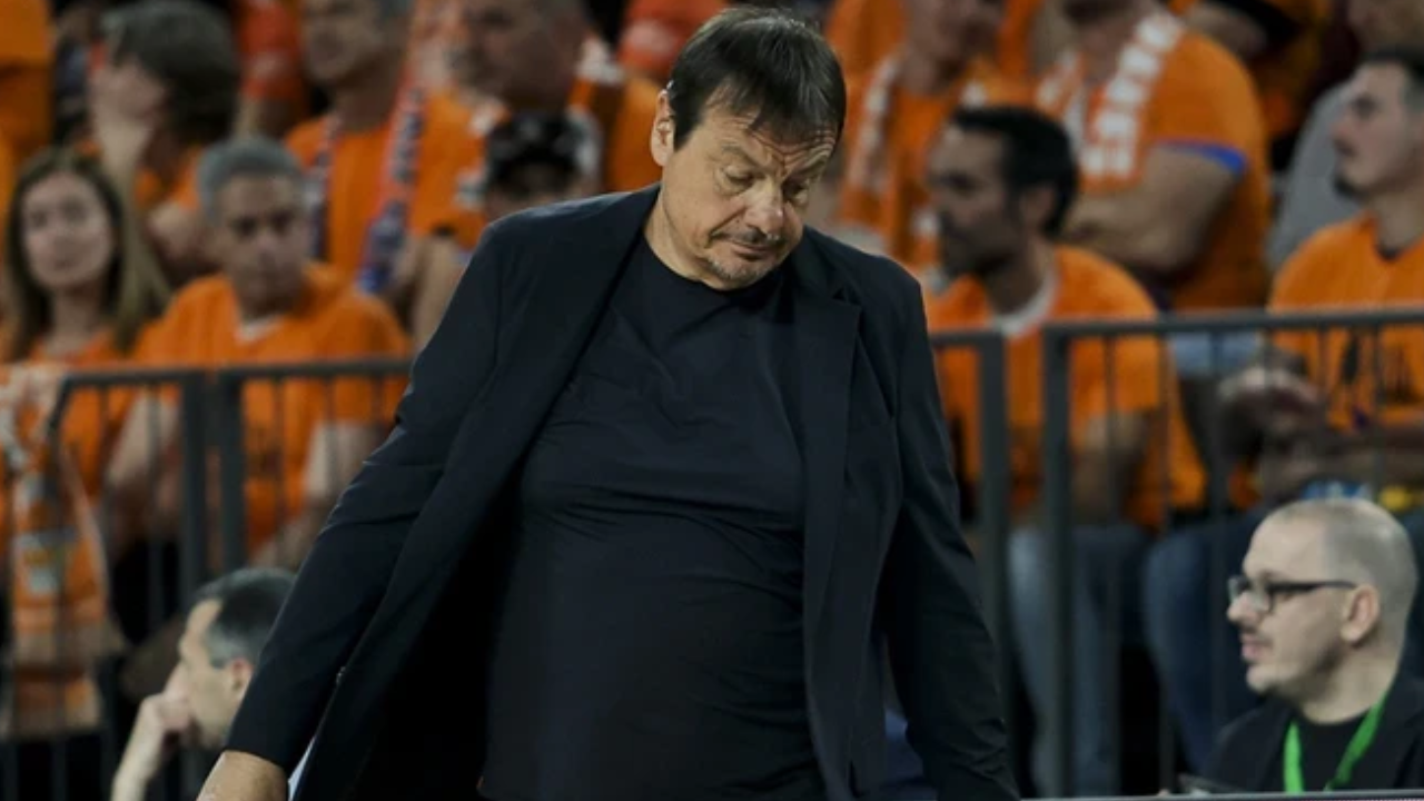 Panathinaikos'ta Ergin Ataman dönemi bitiyor: Giannakopoulos biletini kesti