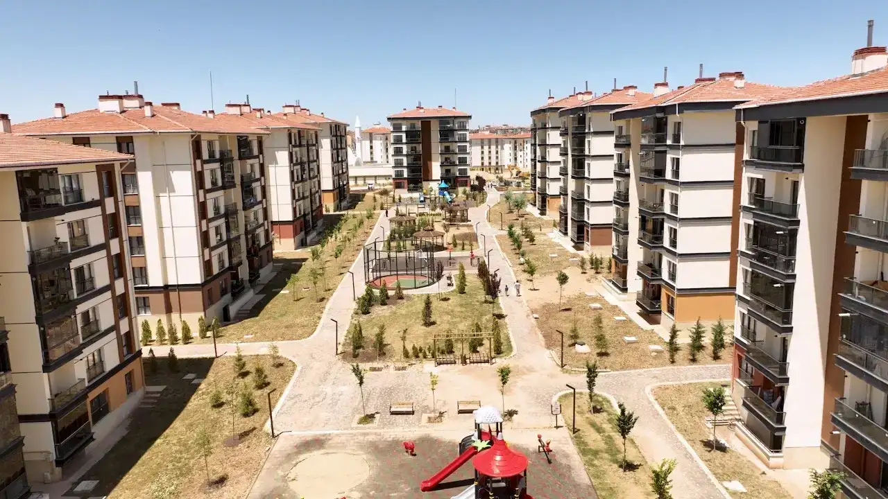 Sahte TOKİ sitesi kurdular: 9 milyonu cebe attılar!