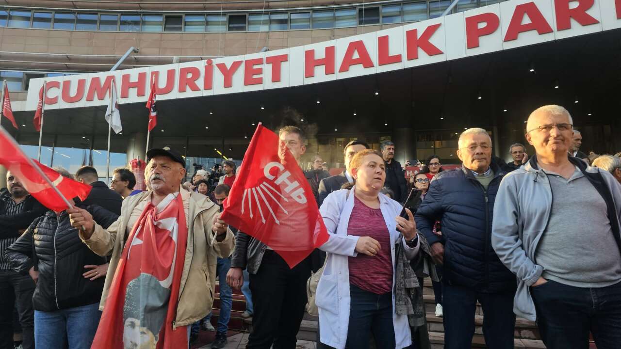 Mutlak butlan kararını dünya basını nasıl gördü? İşte başlıklar...