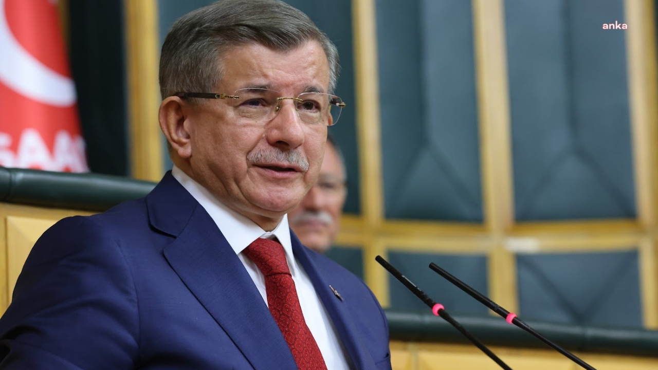Davutoğlu’ndan 'butlan' tepkisi: 'Hukuki değil, siyaseti dizayn etme çabası'