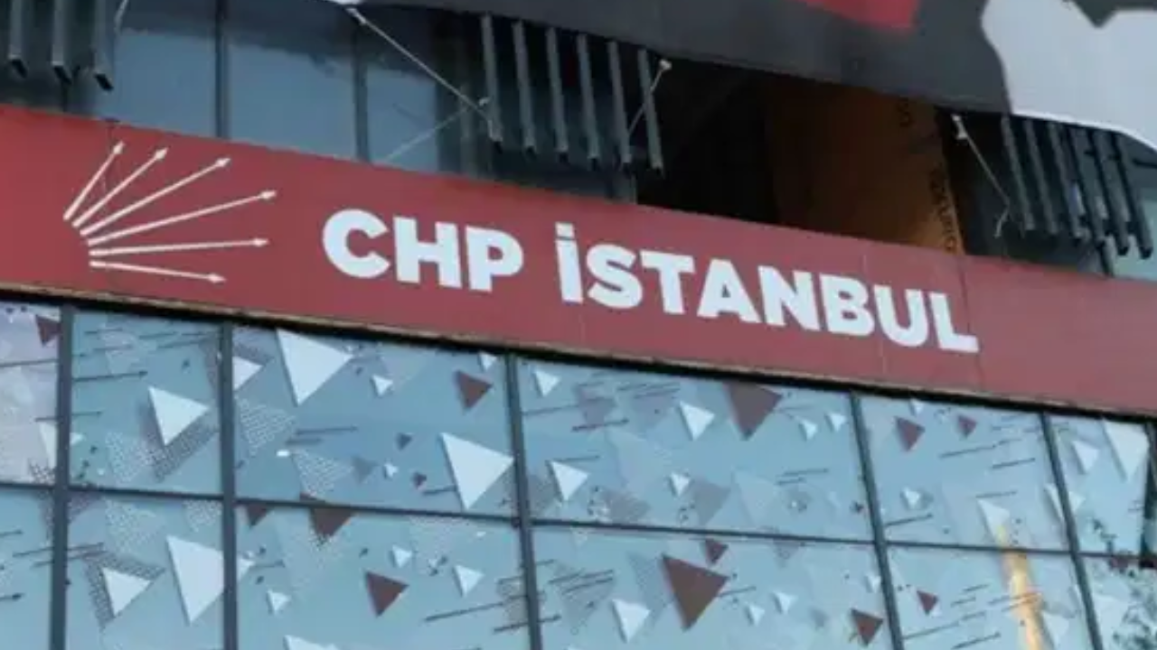 CHP'li İstanbul belediye başkanlarından ortak deklarasyon: "Özgür Özel’in yanındayız!"