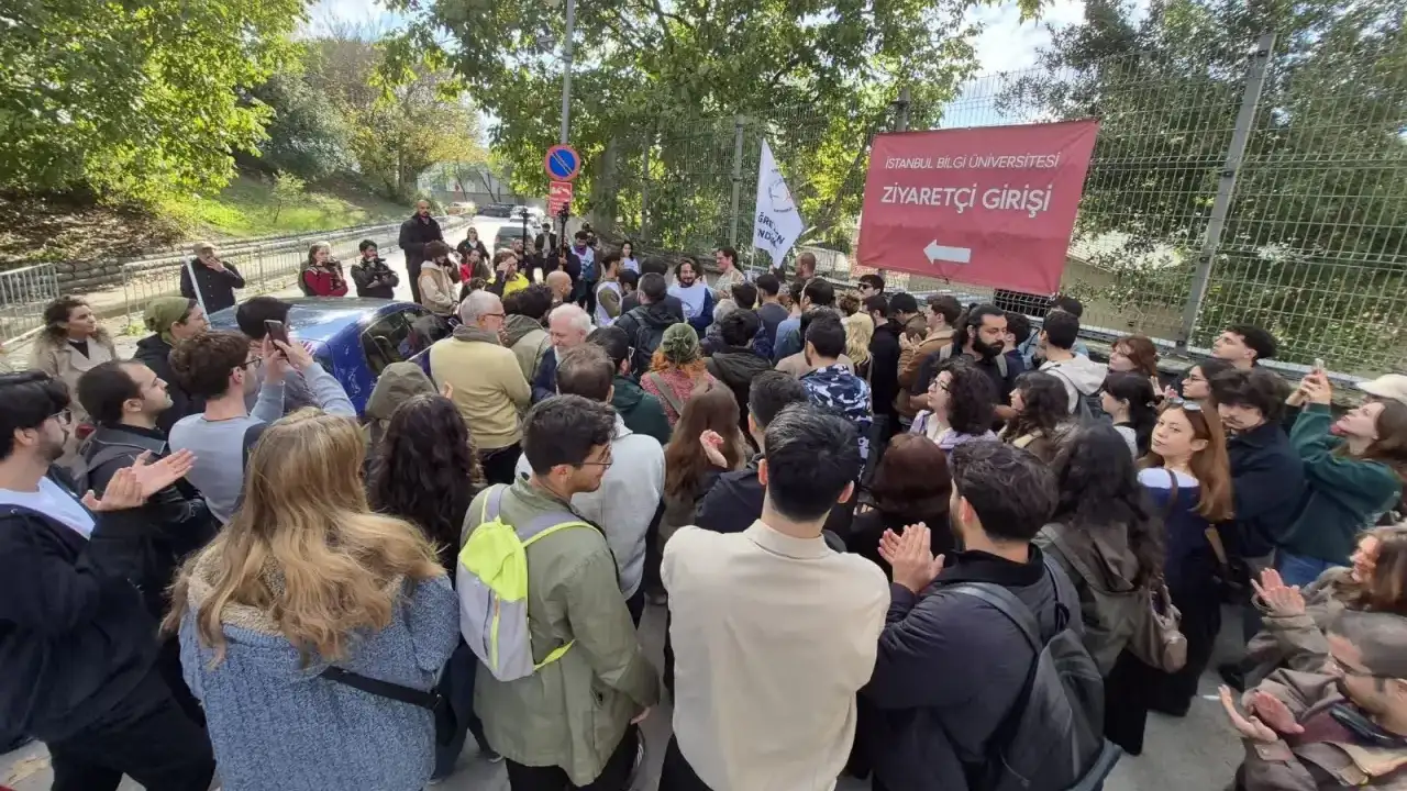 Bilgi Üniversitesi neden kapatıldı, öğrencilere ne olacak?