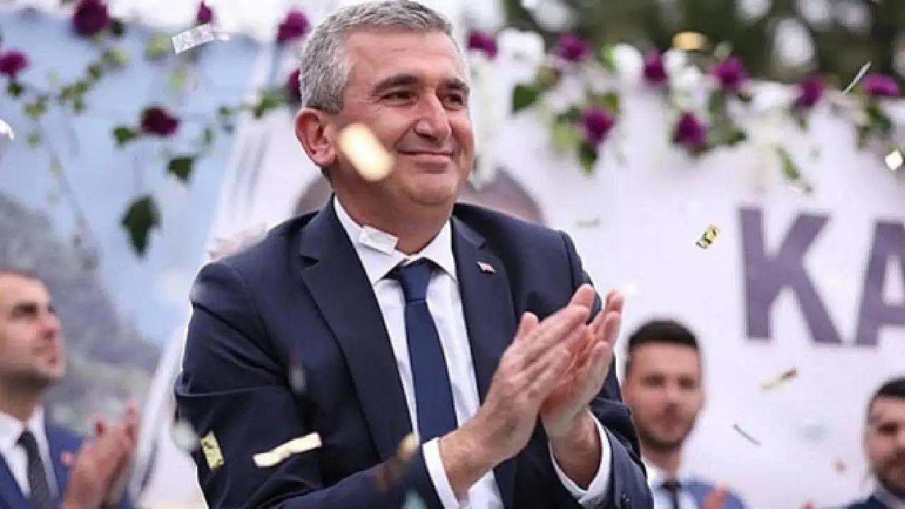 CHP'li Akçakoca Belediye Başkanı gözaltına alındı