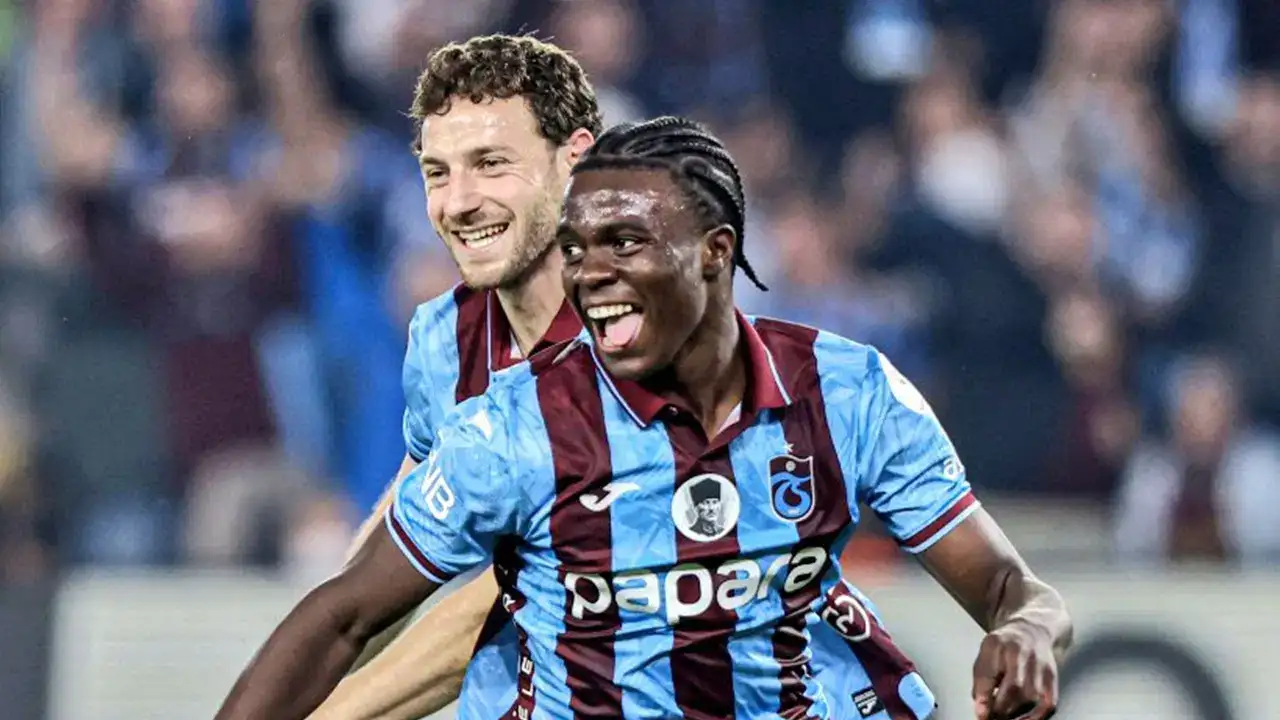 Trabzonspor'un oyuncusu önce paylaştı, sonra sildi: 'Irkçısınız...'