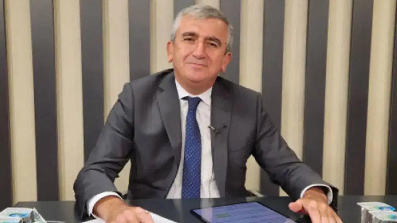 CHP'li Akçakoca Belediye Başkanı Fikret Albayrak görevden uzaklaştırıldı