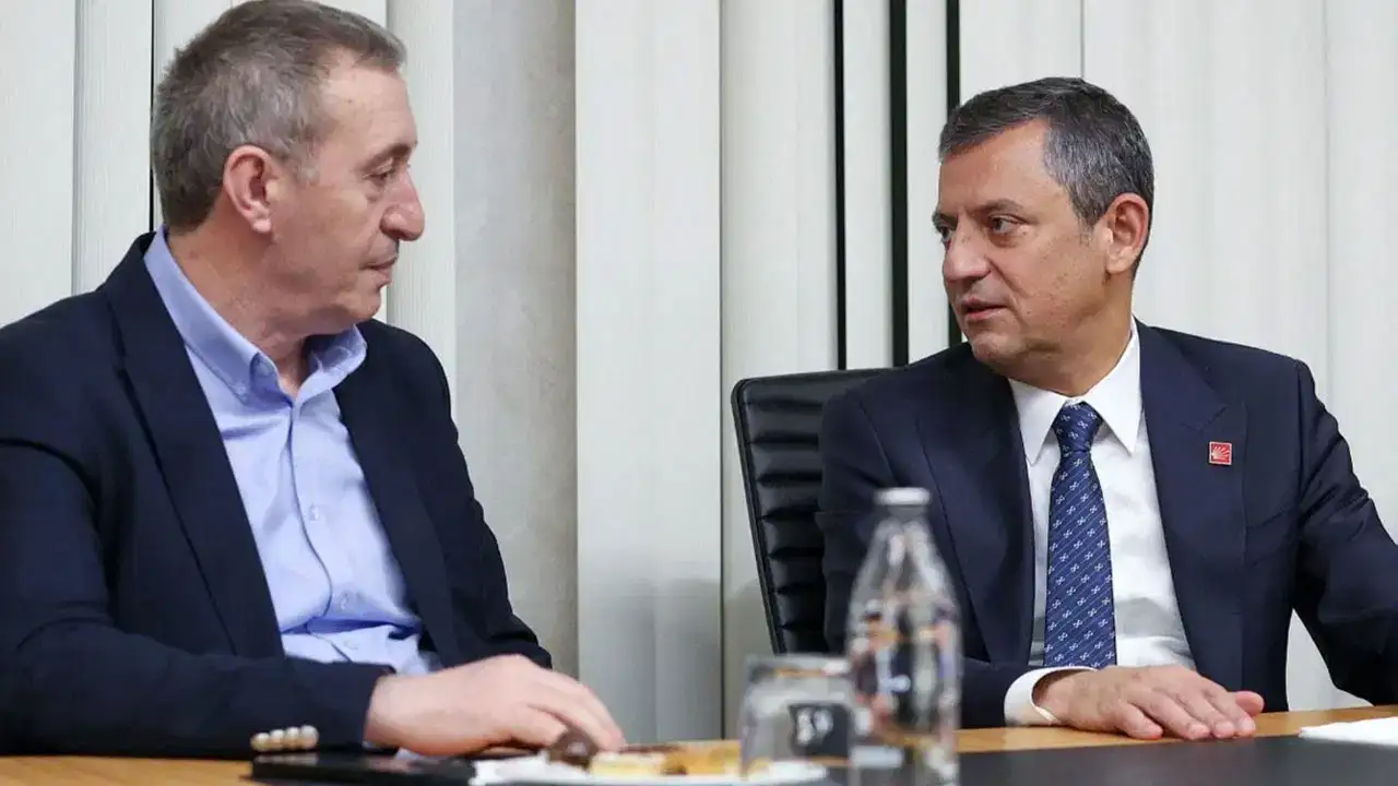 DEM Parti heyetinden Özel'e dayanışma ziyareti: 'Mutlak Butlan' kararı siyasi kriz, müdahale ise utanç verici
