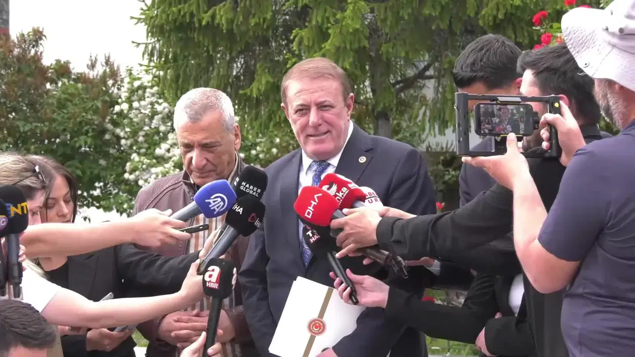 Kılıçdaroğlu’nun heyetindeki CHP'li Yıldız polis baskınını savundu: Sorumlusu Özgür Özel'dir