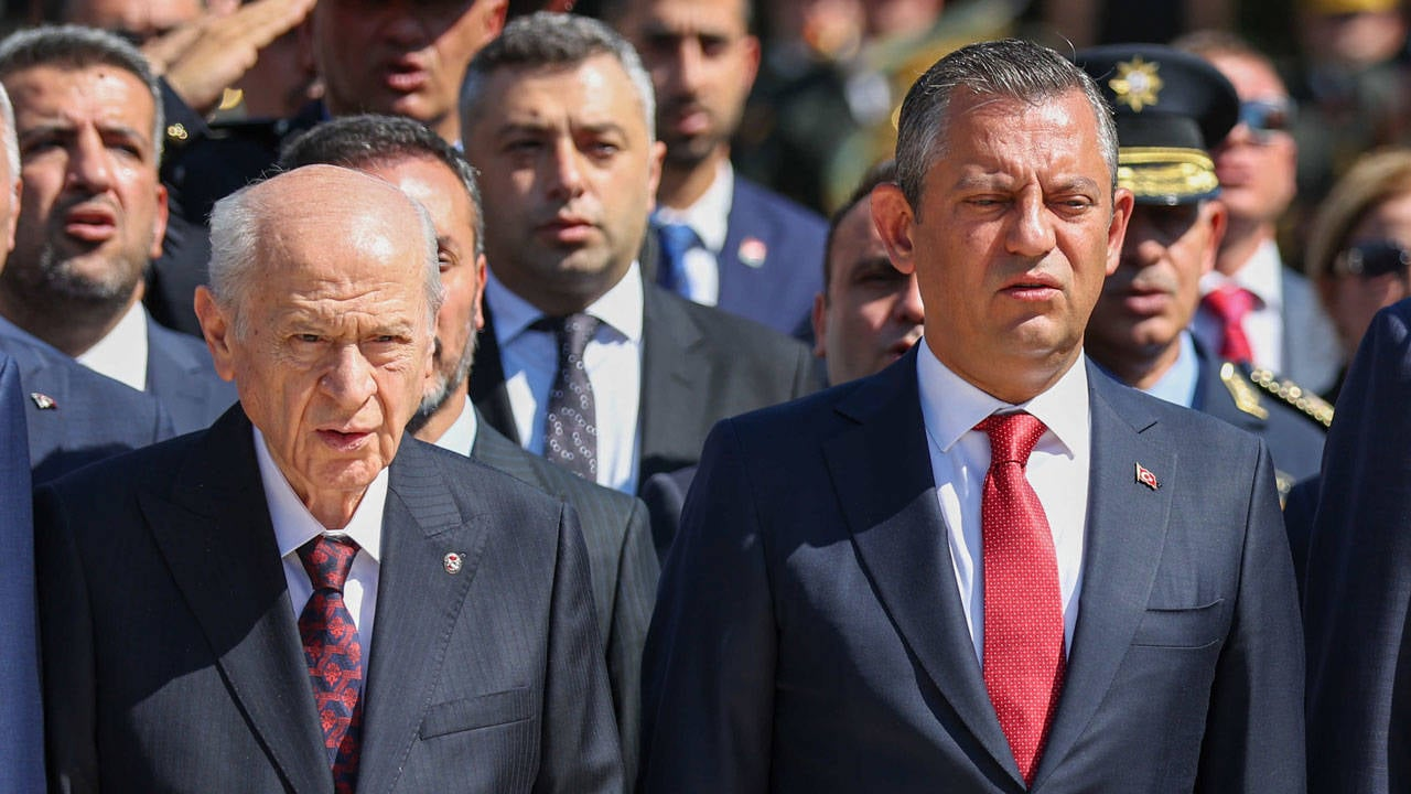 Mutlak butlan sonrası ilk temas; Bahçeli'den Özgür Özel'e telefon