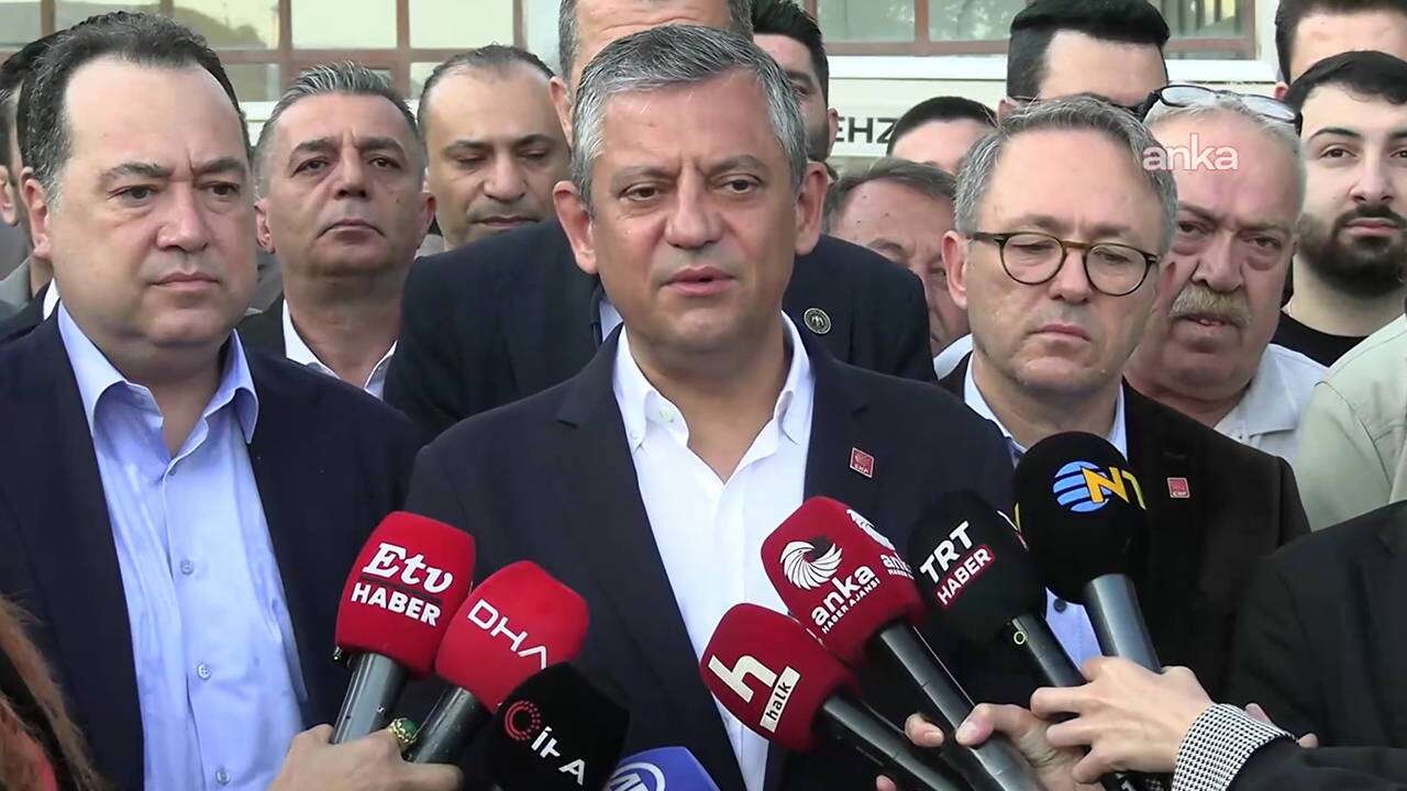 Özgür Özel'den 'yeni parti kuracak mısınız?' sorusuna yanıt