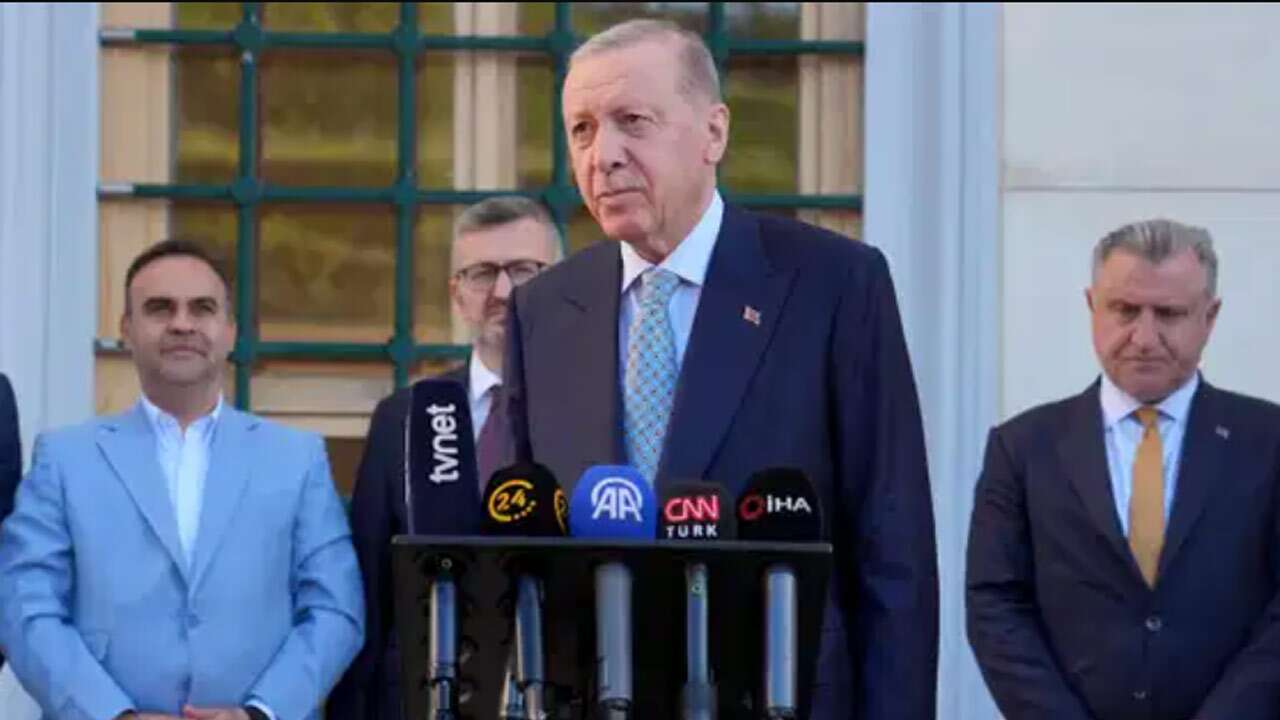 Erdoğan bayram namazı çıkışı konuştu: İstanbul simidi ayrı, Ankara simidi ayrı, Rize simidi de apayrı