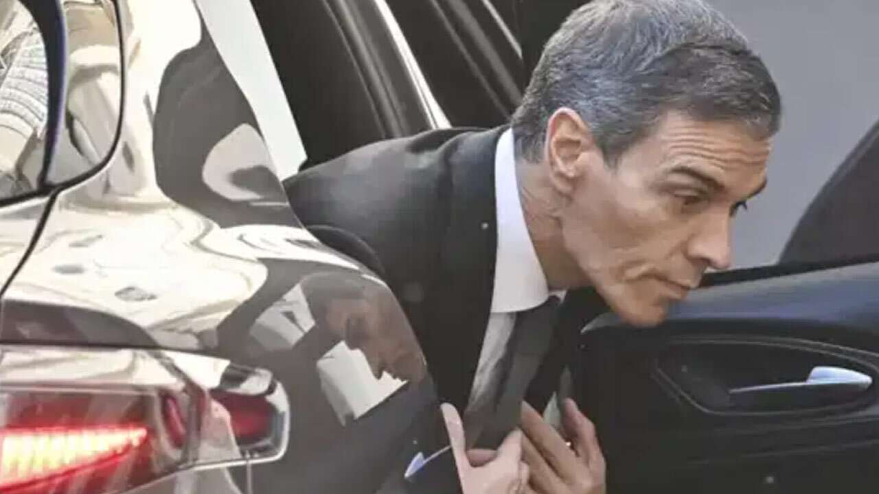 İspanya’da iktidar partisinin genel merkezine polis baskını