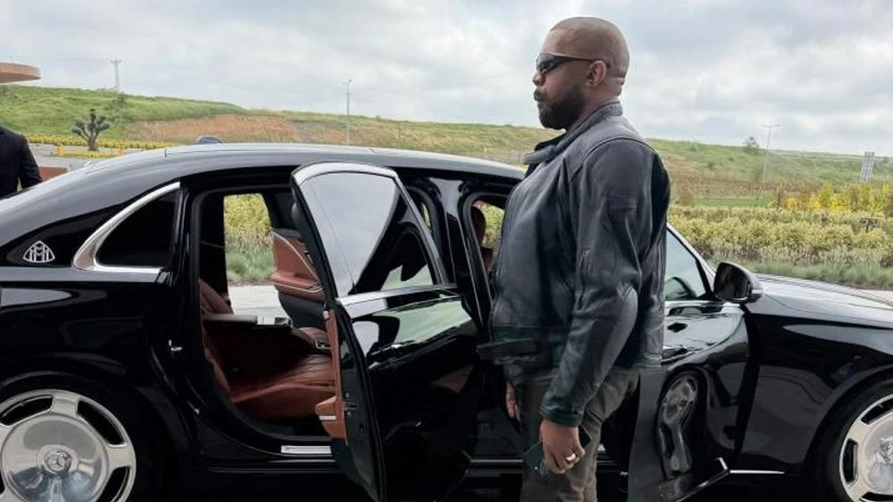 Kanye West dev konser için İstanbul’a geldi: 120 bin kişi Olimpiyat Stadyumu’na akın edecek