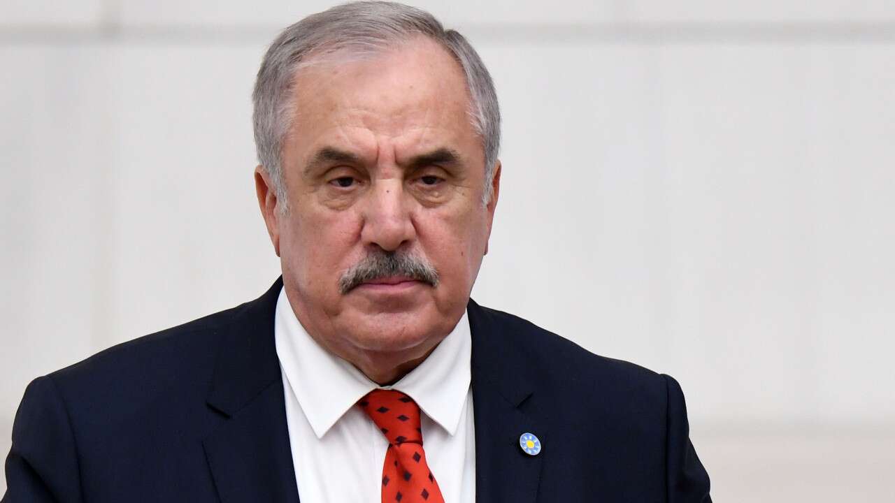 Ensarioğlu'ndan 'çözüm süreci' çıkışı: Bahçeli benden helallik istedi