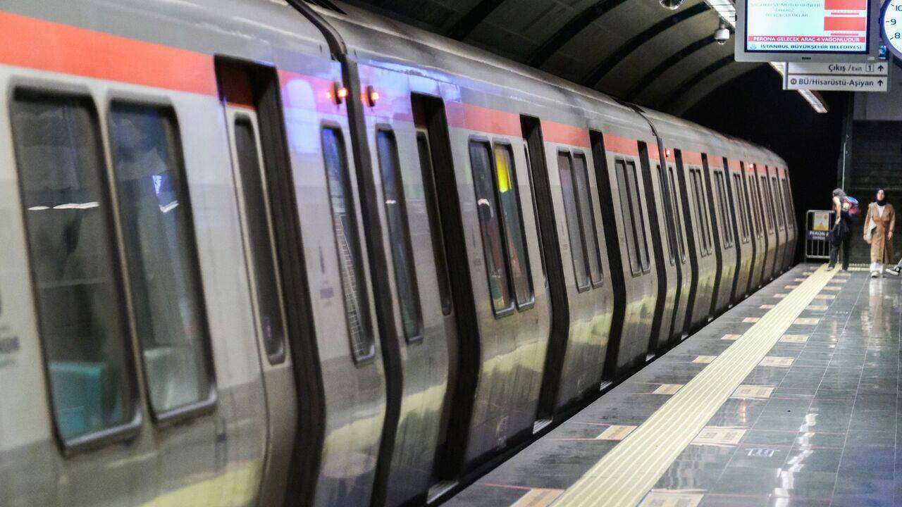 Taksim'e abluka: İstanbul Valiliği'nden metroya kısıtlama