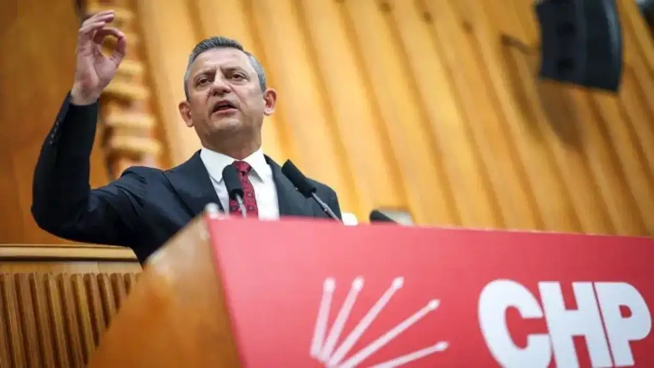CHP'de Grup Toplantısı muamması: 'Ziyaretçi yasağı gelebilir'