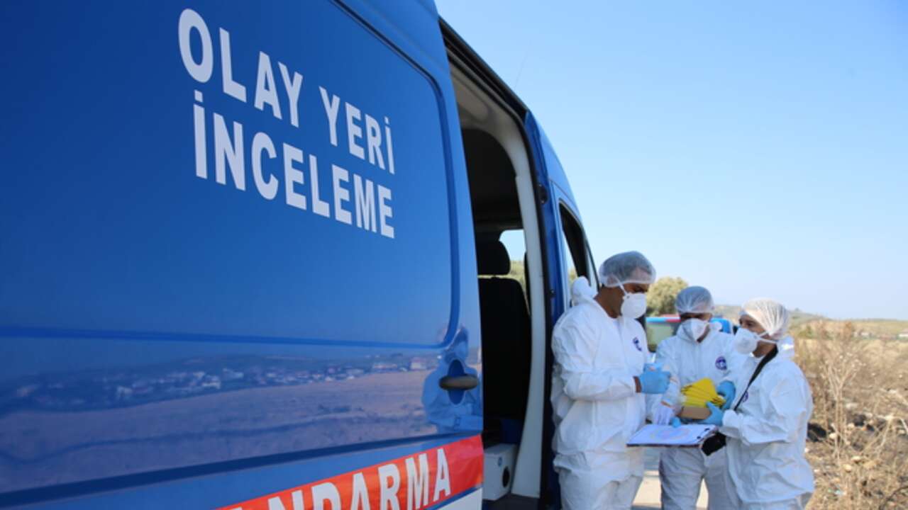 Şemdinli kırsalında poşet içerisinde ceset bulundu