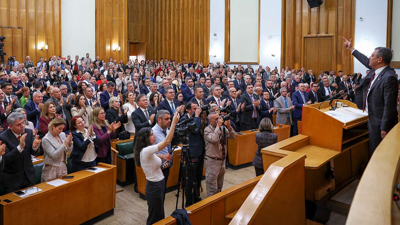 CHP'li 111 milletvekilinden ortak açıklama: Kurultay Temmuz'da yapılsın