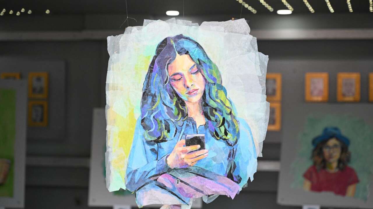 Plastik atıklara karşı sanatla mesaj