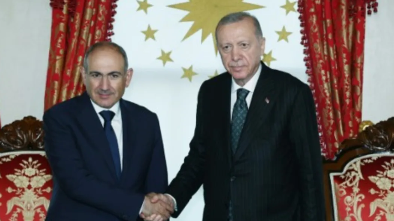 Erdoğan, Ermenistan Başbakanı Paşinyan ile görüştü: Ana gündem normalleşme...