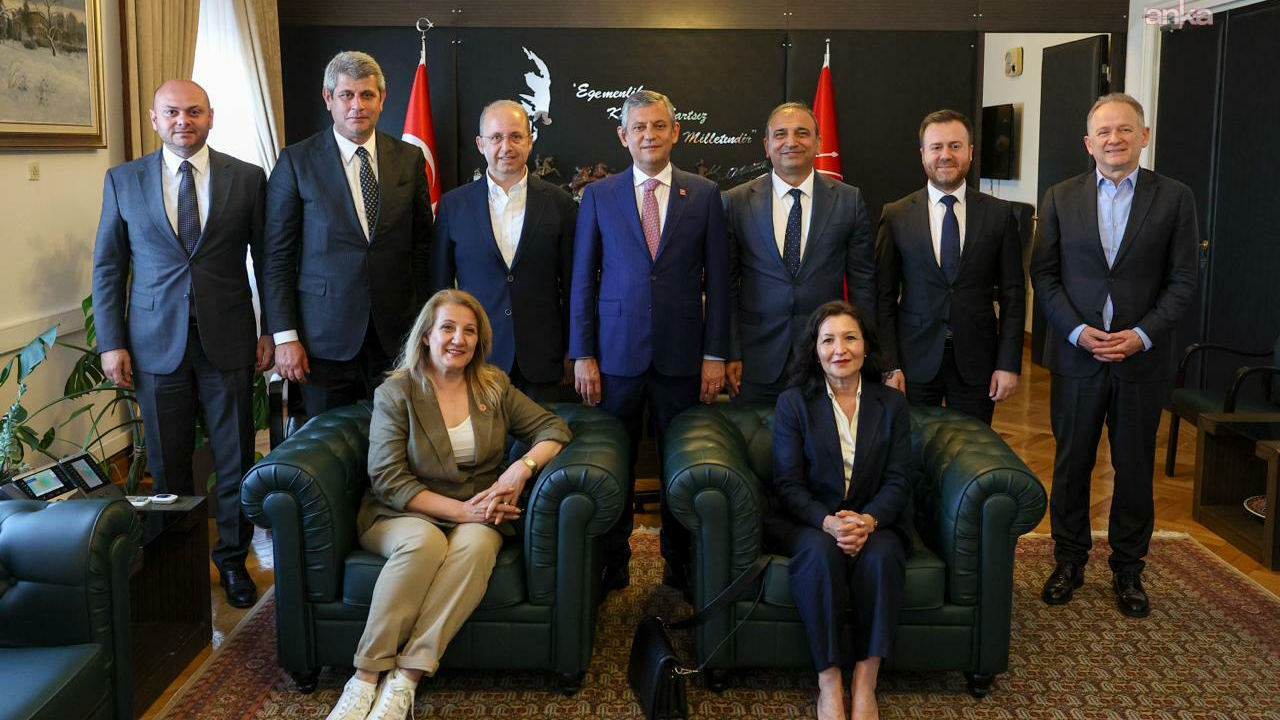 İBB CHP Grubu'ndan Özgür Özel'e tam destek: "Butlan kararını tanımıyoruz"