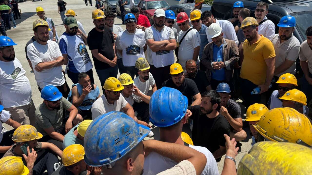 Ankara'dan ve Tekirdağ'a madenciler direnişte: Doruk ve Özşen Madencilik işçileri haklarını istiyor