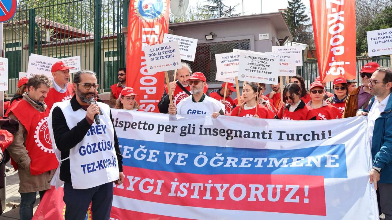 Anlaşma sağlandı: İtalyan Lisesi'nde öğretmenlerin grevi sona eriyor