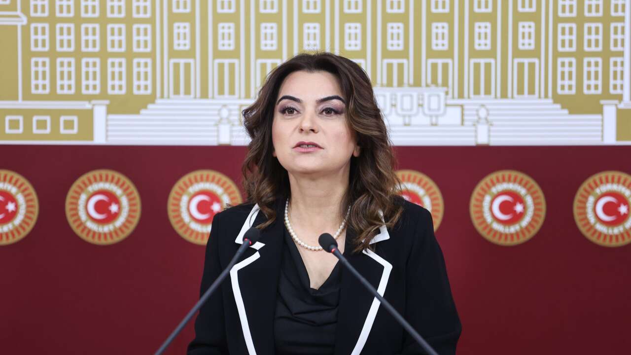 DEM Parti: CHP'deki butlan kararı süreci baltalıyor