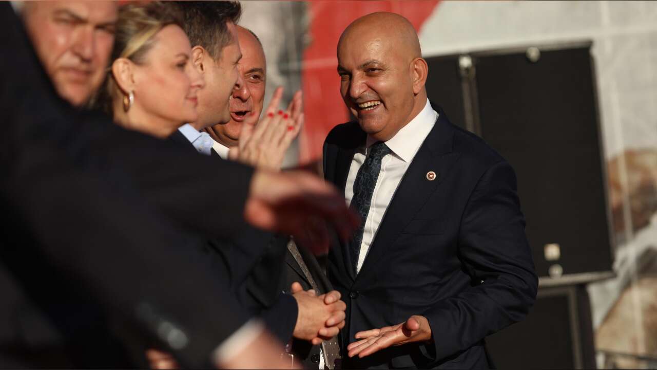 Kılıçdaroğlu'nun YDK'sında başkanlığa Mahir Polat seçildi