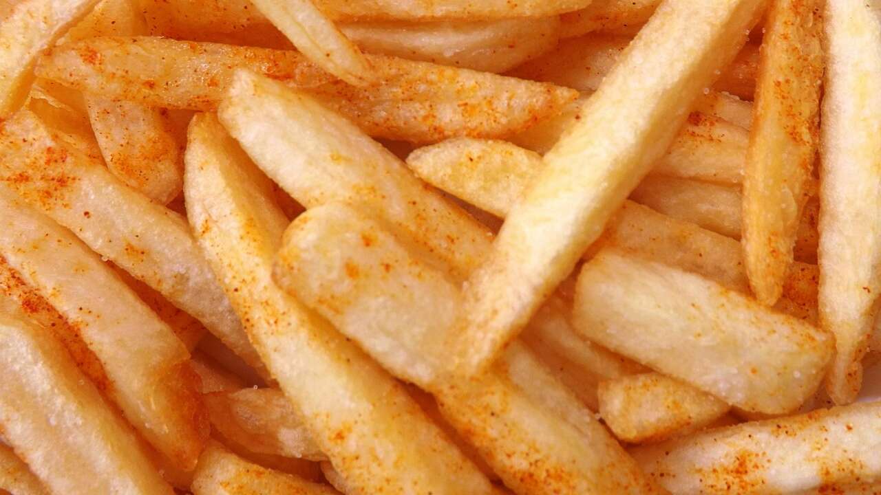 Kızarttığınız patates hamur gibi mi oluyor? Şeflerin çıtırlaştırma yöntemi