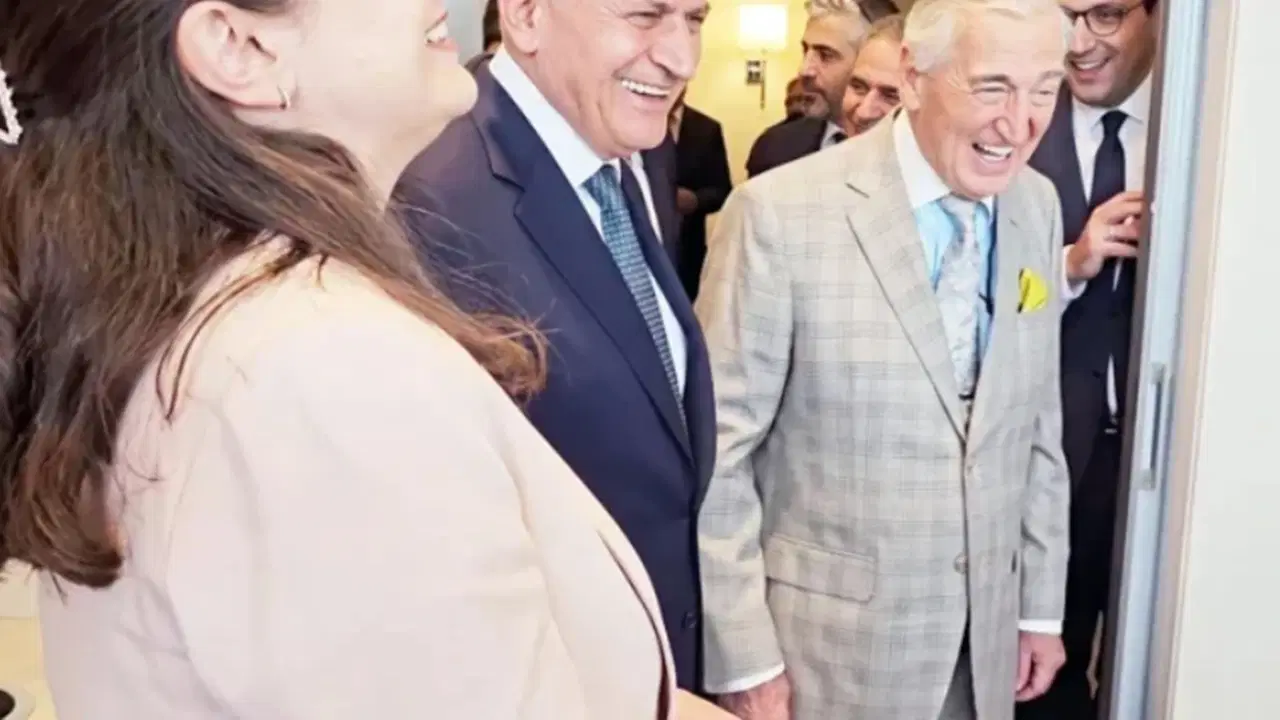 Rahmi Koç'un 'Kürt kadın fıkrasına' gülen Binali Yıldırım'da
